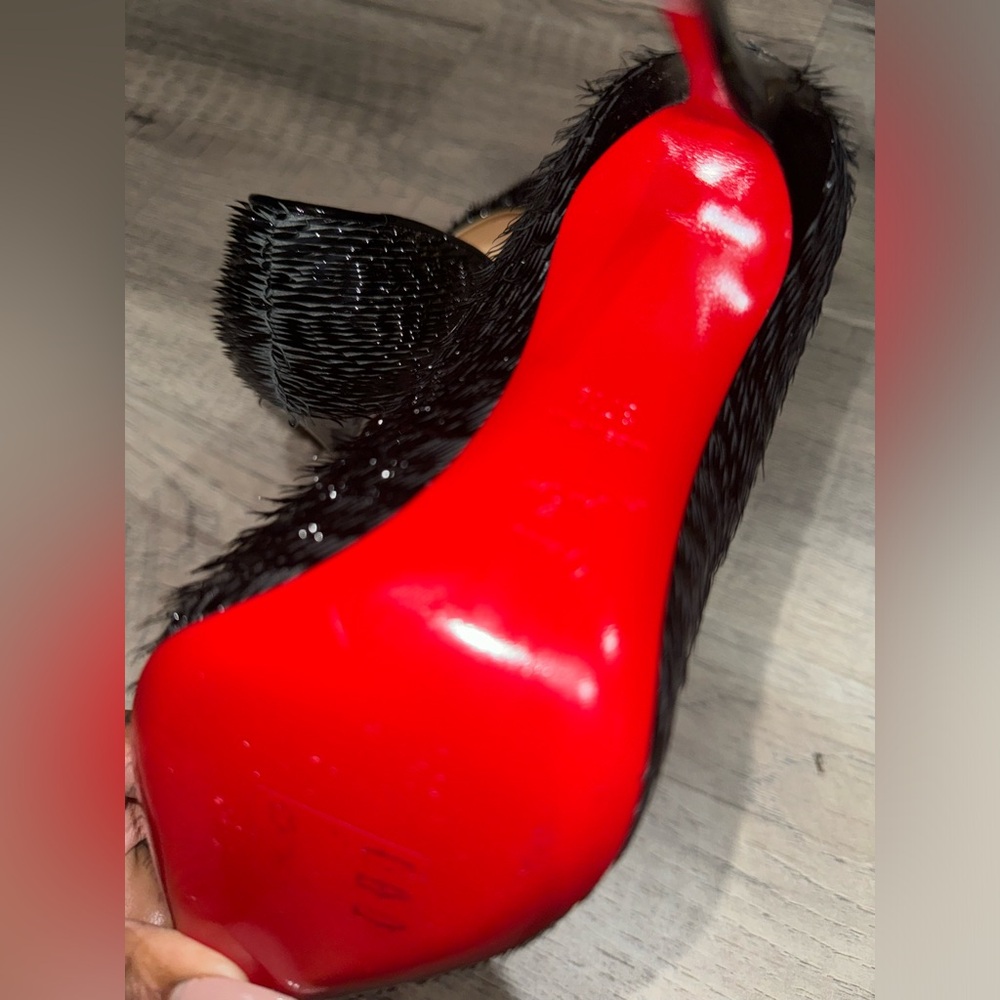 Christian Louboutin Pigalle Follies - Picture 7 of 9